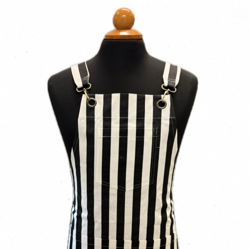 ΠΟΔΙΑ ΧΙΑΣΤΙ ΜΕ ΧΟΝΤΡΟ ΥΦΑΣΜΑ ΜΑΥΡΗ ΜΕ ΛΕΥΚΗ ΡΙΓΑ ΚΑΙ ΤΣΕΠΕΣ