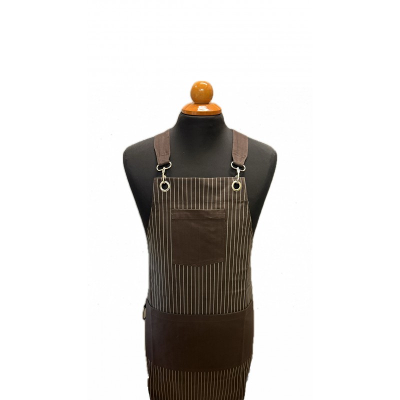 ΠΟΔΙΑ ΧΙΑΣΤΙ ΜΕ ΧΟΝΤΡΟ ΥΦΑΣΜΑ ΚΑΦΕ ΜΕ ΛΕΥΚΗ ΡΙΓΑ ΚΑΙ ΤΣΕΠΕΣ