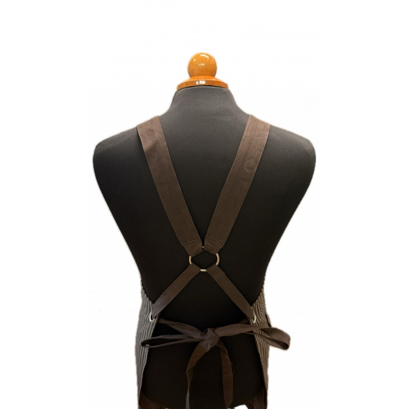 ΠΟΔΙΑ ΧΙΑΣΤΙ ΜΕ ΧΟΝΤΡΟ ΥΦΑΣΜΑ ΚΑΦΕ ΜΕ ΛΕΥΚΗ ΡΙΓΑ ΚΑΙ ΤΣΕΠΕΣ