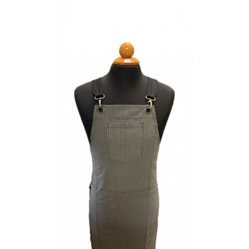 ΠΟΔΙΑ ΧΙΑΣΤΙ ΜΕ ΧΟΝΤΡΟ ΥΦΑΣΜΑ ΚΑΦΕ ΜΕ ΛΕΥΚΗ ΡΙΓΑ ΜΕ ΤΣΕΠΕΣ ΚΑΙ ΜΑΥΡΕΣ ΛΕΠΤΟΜΕΡΕΙΕΣ